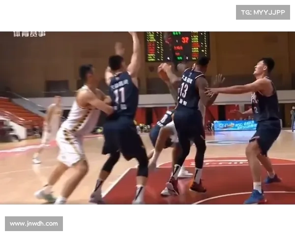 CBA推出球员专属表情包 赵睿死亡凝视GIF引发热议 CBA推出球员专属表情包 赵睿死亡凝视GIF引发热议